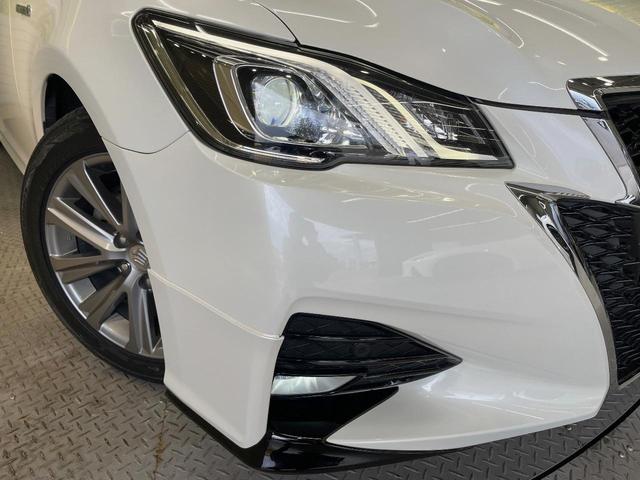 クラウンハイブリッド アスリートＳ　後期　純正エアロ　トランクスポイラー　クリアランスソナー　レーダークルコン　プリクラッシュセーフティ　レオニス性１８インチアルミ　メーカー８インチＳＤナビ　パワーシート（12枚目）