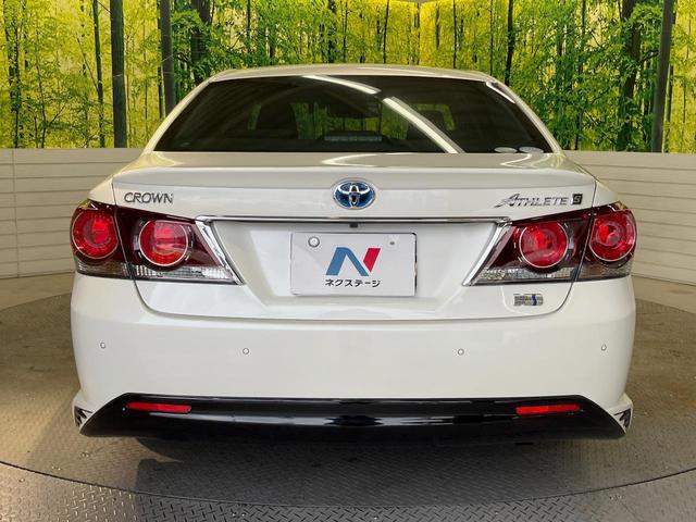 クラウンハイブリッド アスリートＳ　後期　純正エアロ　トランクスポイラー　クリアランスソナー　レーダークルコン　プリクラッシュセーフティ　レオニス性１８インチアルミ　メーカー８インチＳＤナビ　パワーシート（15枚目）