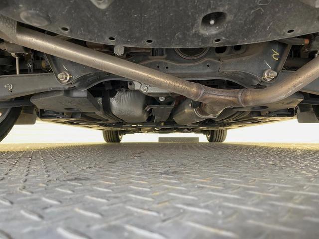 クラウンハイブリッド アスリートＳ　後期　純正エアロ　トランクスポイラー　クリアランスソナー　レーダークルコン　プリクラッシュセーフティ　レオニス性１８インチアルミ　メーカー８インチＳＤナビ　パワーシート（19枚目）