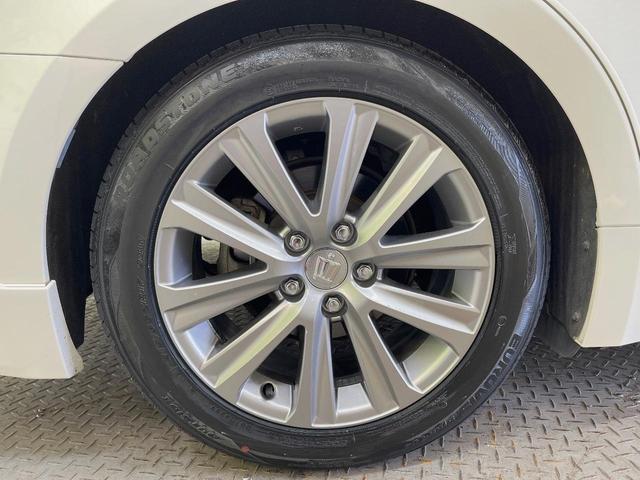 クラウンハイブリッド アスリートＳ　後期　純正エアロ　トランクスポイラー　クリアランスソナー　レーダークルコン　プリクラッシュセーフティ　レオニス性１８インチアルミ　メーカー８インチＳＤナビ　パワーシート（23枚目）