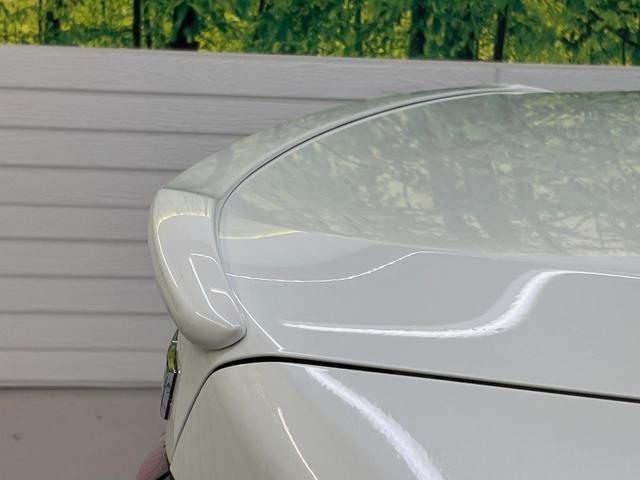 クラウンハイブリッド アスリートＳ　後期　純正エアロ　トランクスポイラー　クリアランスソナー　レーダークルコン　プリクラッシュセーフティ　レオニス性１８インチアルミ　メーカー８インチＳＤナビ　パワーシート（30枚目）