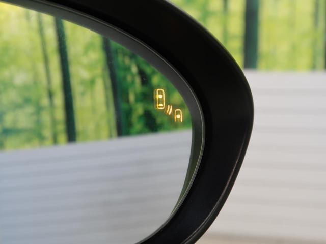 ロードスターＲＦ ＶＳ　オーバーンナッパ革　ＢＯＳＥサウンド　シートヒーター　セーフティパッケージ　マツダコネクト　バックカメラ　ＥＴＣ　純正１７インチアルミ　オートエアコン　アドバンストキーレスエントリー（8枚目）