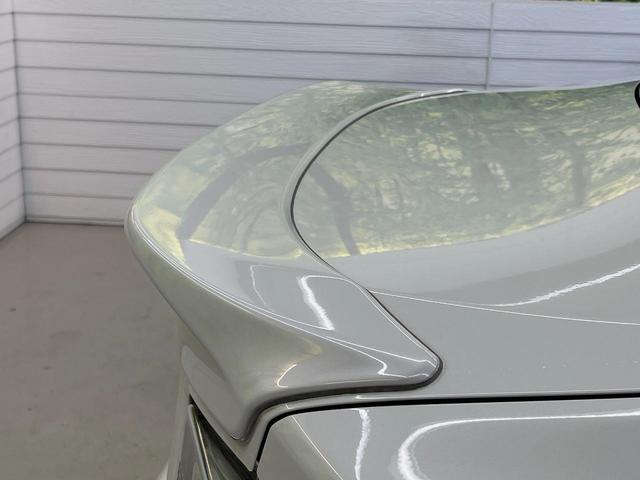 ８６ ＧＴ　ＴＲＤエアロ　ｃａｒｒｏｚｚｅｒｉａ製ＳＤナビ　バックカメラ　ＥＴＣ　禁煙車　純正１７インチアルミ　パドルシフト　ＨＩＤヘッドライト　左右独立型温度調整機能付きエアコン　革巻きステアリング（27枚目）