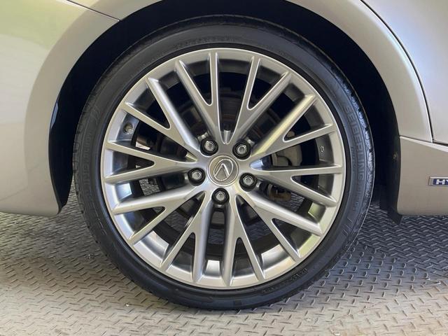 ＩＳ ＩＳ３００ｈ　バージョンＬ　プリクラッシュセーフティ　黒革　クリアランスソナー　ＯＰ１８インチアルミ　ブラインドスポットモニター　メーカー７インチＳＤナビ　レーダークルーズ　シートベンチレーション　パワーシート　ＬＥＤヘッド（49枚目）