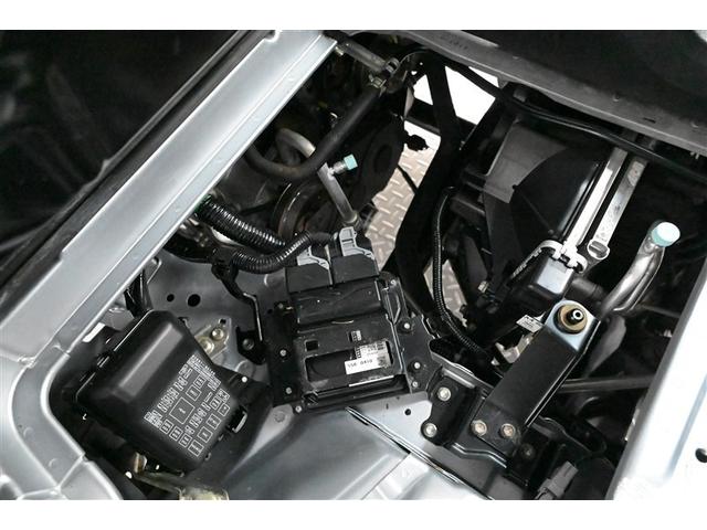 �G���W���ł��B�i�^�]�ȁ@�V�[�g�N�b�V�������グ�ĎB�e�j