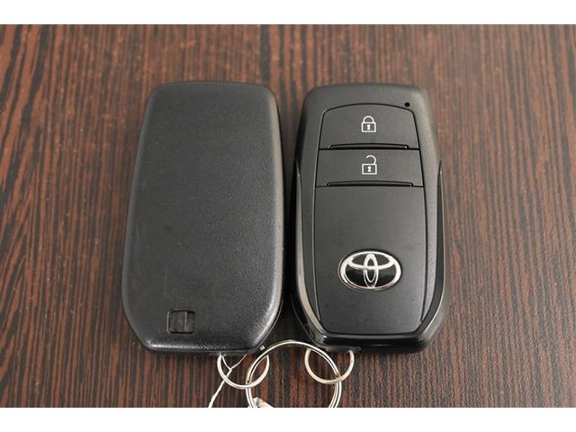 ヤリスクロス ハイブリッドＺ　ＡＣ１００　スマートキ　衝突軽減ブレーキ　リヤカメラ　点検記録簿　ＬＥＤヘッドライ　ＥＳＣ　クルーズＣ　パワーステアリング　アルミホイール　ＥＴＣ車載器　運転席パワーシート　イモビ　キーフリー　ＡＢＳ（37枚目）