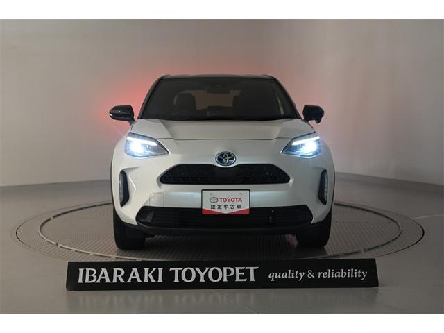 ヤリスクロス ハイブリッドZ インテリジェントキー アルミホイル LEDライト リアカメラ クルーズコントロール 整備記録簿 横滑り防止システム TV 電動シ-ト パワステ オートエアコン キーフリー イモビライザ ETC付き(6枚目)