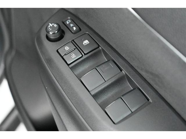 ヤリスクロス ハイブリッドZ インテリジェントキー アルミホイル LEDライト リアカメラ クルーズコントロール 整備記録簿 横滑り防止システム TV 電動シ-ト パワステ オートエアコン キーフリー イモビライザ ETC付き(36枚目)