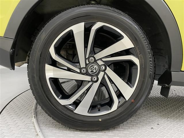 ライズ Ｚ　誤発進抑制機能　エアコン　スマートキー＆プッシュスタート　地デジＴＶ　ＶＳＡ　盗難防止装置　ミュージックプレイヤー接続可　アイドリングストップ機能　クルコン　バックモニター　ナビ＆ＴＶ　アルミホイール（3枚目）