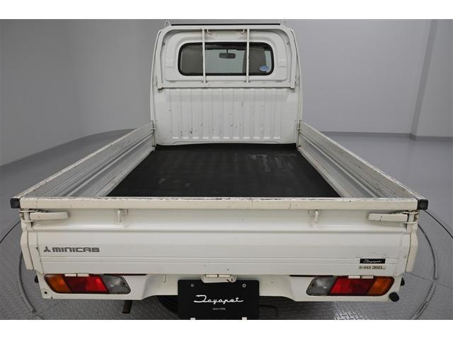 ミニキャブトラック Ｖタイプ　切替式４ＷＤ　パワステ付き　エアコン　運転席エアバッグ　記録簿（8枚目）