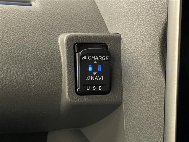 タント カスタムＲＳ　両自動ドア　アイドリングストップ機能　バックカメラ付　キーフリーキー　ＡＵＸ　Ｄレコ　ナビ付　助手席エアバック　横滑り防止装置付き　ＬＥＤヘットライト　ＤＶＤ再生可能　パワーウィンドウ　盗難防止　ＰＳ（32枚目）