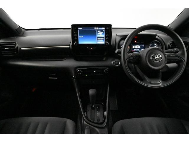 ヤリス Ｇ　バックモニタ－　誤発進抑制機能　ドライブレコーダ　スマートキー　盗難防止装置　横滑り防止機能　キーレス　オートエアコン　ＡＢＳ　運転席エアバック　サイドエアバッグ　記録簿有　パワーステアリング（2枚目）