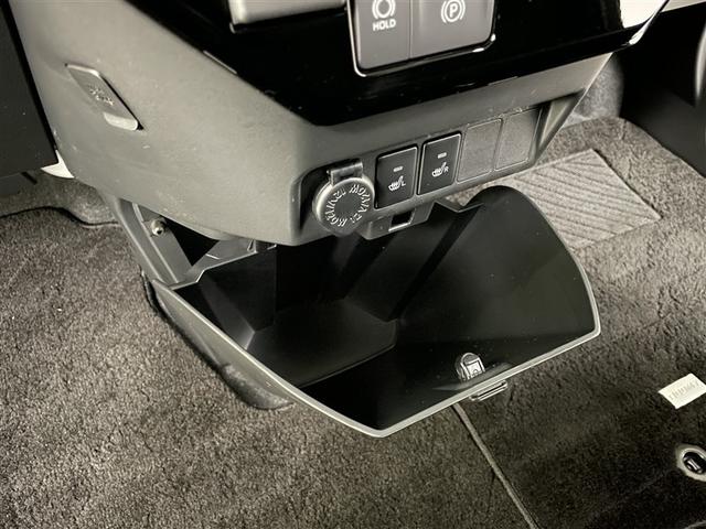 ルーミー カスタムＧ－Ｔ　助手席エアバック　両側オートスライドドア　スマートキープッシュスタート　ＬＥＤライト　横滑り防止機能　点検記録簿　アルミホイール　キーレス　ＤＶＤ　ドラレコ　ナビ＆ＴＶ　セキュリティ　エアバッグ（32枚目）