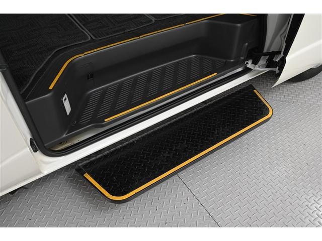 ���d���X���C�h�X�e�b�v�̓X���C�h�h�A�̊J�ɂ��쓮���܂��A