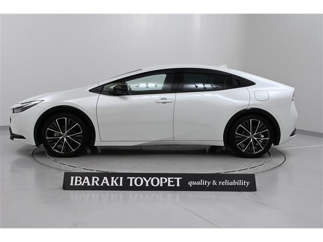 プリウス Ｚ　Ｒカメラ　フルセグ地デジＴＶ　フルオートエアコン　サイドエアバッグ　ドラレコ付き　メモリーナビゲーション　ＥＳＣ　ナビＴＶ　パワーステアリング　アルミ　Ｐシート　インテリキー　ＡＣ１００　整備記録簿（4枚目）