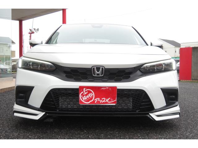 シビック ＥＸ　／純正ナビ／フルセグバックカメラ／フロントリップ／テイン車高調／社外マフラー／ホンダセンシング／ＬＥＤライト／ＥＴＣ／ワイヤレス充電器／ユーザー買取／１オーナー／（3枚目）