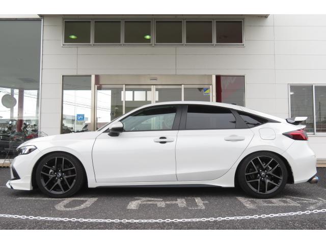 シビック ＥＸ　／純正ナビ／フルセグバックカメラ／フロントリップ／テイン車高調／社外マフラー／ホンダセンシング／ＬＥＤライト／ＥＴＣ／ワイヤレス充電器／ユーザー買取／１オーナー／（9枚目）
