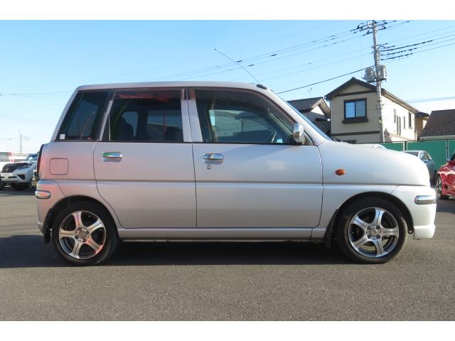 プレオ ネスタ　ＲＧ　スーパーチャージャー／アルミホイール／エアコン／パワステ／ＣＶＴ／パワーウィンドウ／エアバッグ／ＡＢＳ／コラムシフト（2枚目）