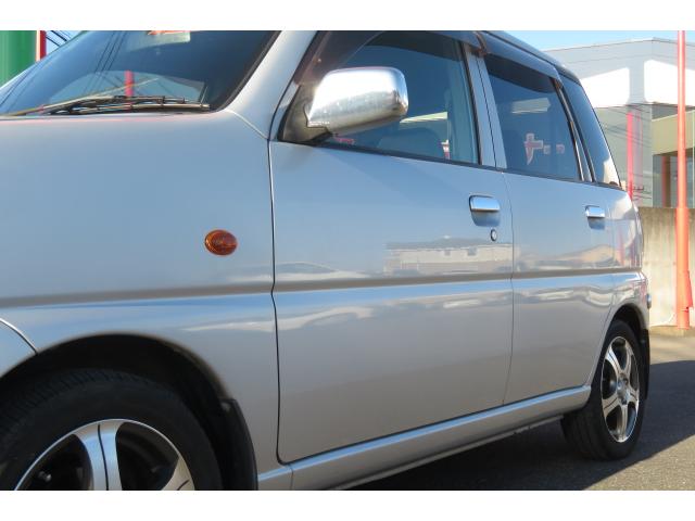 プレオ ネスタ　ＲＧ　スーパーチャージャー／アルミホイール／エアコン／パワステ／ＣＶＴ／パワーウィンドウ／エアバッグ／ＡＢＳ／コラムシフト（11枚目）