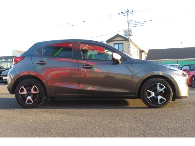 ＭＡＺＤＡ２ １５　ＢＤ　マツダコネクトナビ／３６０°ビューモニター／ＥＴＣ／アクティブレーダークルーズ／コーナーセンサー／オートエアコン／スマートキー／ＬＥＤヘッドライト／スマートシティブレーキサポート（2枚目）