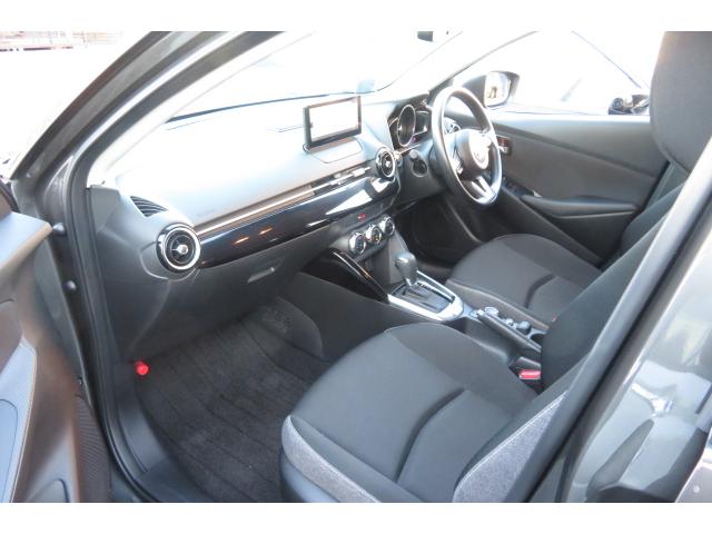 ＭＡＺＤＡ２ １５　ＢＤ　マツダコネクトナビ／３６０°ビューモニター／ＥＴＣ／アクティブレーダークルーズ／コーナーセンサー／オートエアコン／スマートキー／ＬＥＤヘッドライト／スマートシティブレーキサポート（33枚目）