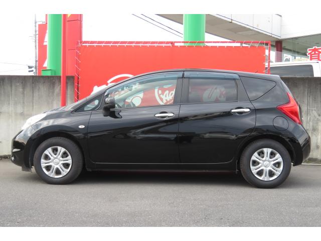 ノート メダリスト　全方位ビューカメラ／ＥＴＣ／スマートキー／キーレス／ワンセグ／パワステ／パワーウィンドウ／ＡＢＳ／禁煙車／衝突軽減ボディ／オートエアコン／プッシュスタート／ユーザー買取車（6枚目）