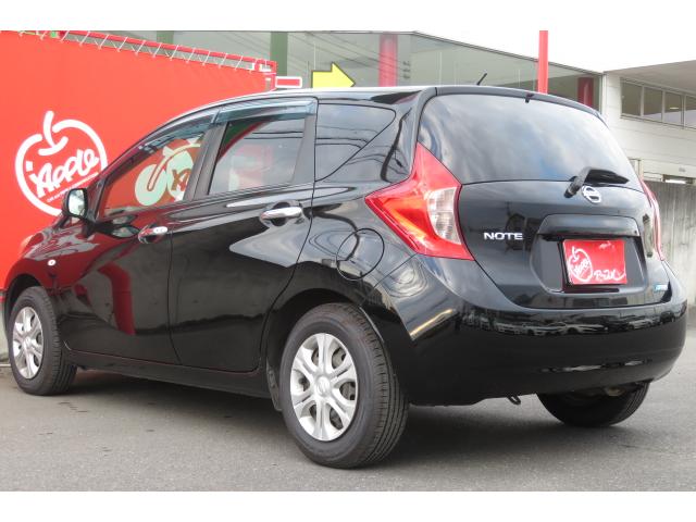 ノート メダリスト　全方位ビューカメラ／ＥＴＣ／スマートキー／キーレス／ワンセグ／パワステ／パワーウィンドウ／ＡＢＳ／禁煙車／衝突軽減ボディ／オートエアコン／プッシュスタート／ユーザー買取車（7枚目）