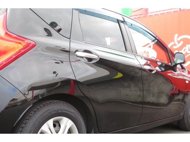 ノート メダリスト　全方位ビューカメラ／ＥＴＣ／スマートキー／キーレス／ワンセグ／パワステ／パワーウィンドウ／ＡＢＳ／禁煙車／衝突軽減ボディ／オートエアコン／プッシュスタート／ユーザー買取車（14枚目）