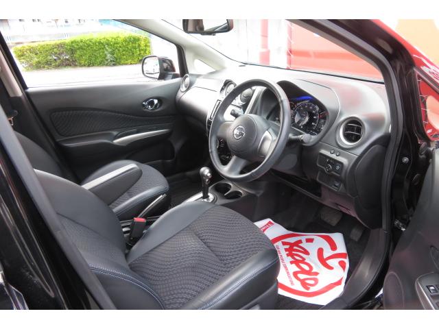 ノート メダリスト　全方位ビューカメラ／ＥＴＣ／スマートキー／キーレス／ワンセグ／パワステ／パワーウィンドウ／ＡＢＳ／禁煙車／衝突軽減ボディ／オートエアコン／プッシュスタート／ユーザー買取車（24枚目）