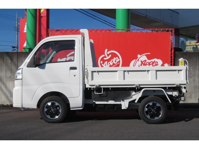 ハイゼットトラック 多目的ダンプ 5速MT/4WD/スマートアシスト/スーパーデフロック/エアコン/パワステ/純正アルミ/衝突被害軽減システム/アイドリングストップ/クリアランスソナー/リア4枚リーフスプリング(6枚目)