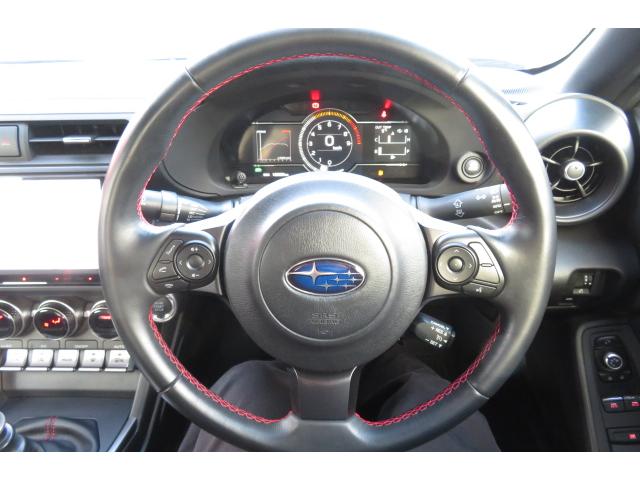 BRZ S 6速MT/STIクイックシフト/STIシフトノブ/TE37SAGA Sプラス18インチ/BLITZ ZZ-R車高調/純正カロッツェリアナビ/レーダークルーズコントロール/シートヒーター(17枚目)