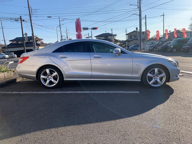 CLS350 ブルーエフィシェンシー ETC クリアランスソナー オートクルーズコントロール バックカメラ ナビ TV アルミホイール オートライト AT シートヒーター シートエアコン スマートキー 電動格納ミラー 盗難防止システム(4枚目)
