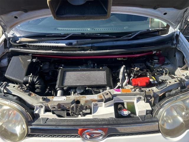 カスタム　ＲＳ　ＨＩＤ　キーレスエントリー　電動格納ミラー　ベンチシート　ＡＴ　盗難防止システム　ＡＢＳ　ＣＤ　ＭＤ　アルミホイール　衝突安全ボディ　エアコン　パワーステアリング(20枚目)