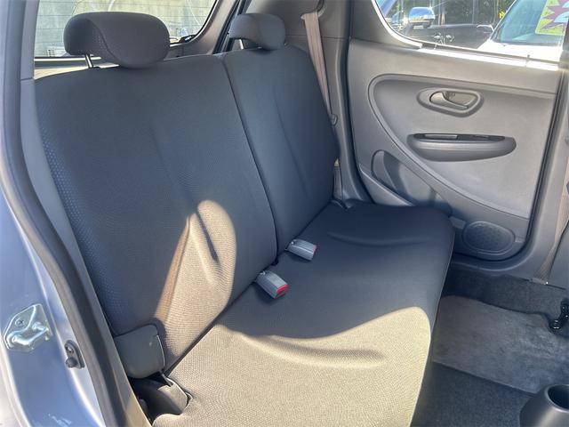 Ｒ２ Ｓ　キーレスエントリー　ＣＶＴ　ＡＢＳ　ＣＤ　ＭＤ　アルミホイール　衝突安全ボディ　エアコン（6枚目）