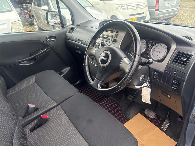 ムーヴ カスタム　ＲＳ　ドライブレコーダー　ＥＴＣ　ＨＩＤ　キーレスエントリー　電動格納ミラー　ベンチシート　ＡＴ　盗難防止システム　ＡＢＳ　ＣＤ　ＭＤ　アルミホイール　衝突安全ボディ　エアコン　パワーステアリング（3枚目）