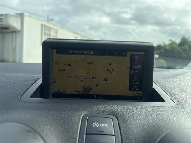 Ａ１ １．４ＴＦＳＩ　ナビ　ＴＶ　アルミホイール　アイドリングストップ　ＡＴ　盗難防止システム　ＡＢＳ　ＥＳＣ　エアコン　パワーステアリング　パワーウィンドウ（5枚目）