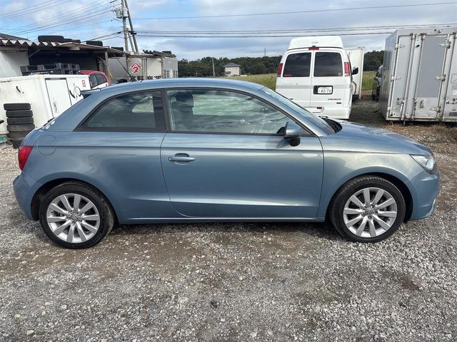 Ａ１ １．４ＴＦＳＩ　ナビ　ＴＶ　アルミホイール　アイドリングストップ　ＡＴ　盗難防止システム　ＡＢＳ　ＥＳＣ　エアコン　パワーステアリング　パワーウィンドウ（15枚目）