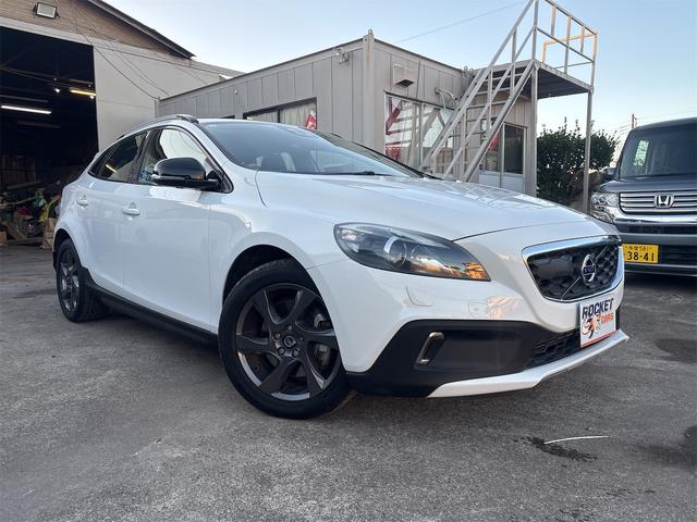 V40 クロスカントリー T5 AWD 4WD ドライブレコーダー ETC ナビ TV クリアランスソナー オートクルーズコントロール アルミホイール オートライト HID パワーシート 電動格納ミラー シートヒーター AT(12枚目)