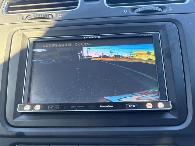 ゴルフ TSIトレンドラインブルーモーションテクノロジー ドライブレコーダー ETC バックカメラ ナビ TV アルミホイール アイドリングストップ 電動格納ミラー AT 盗難防止システム ABS ESC エアコン パワーステアリング パワーウィンドウ(4枚目)