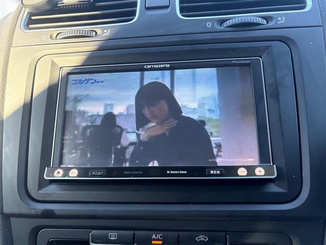 ゴルフ TSIトレンドラインブルーモーションテクノロジー ドライブレコーダー ETC バックカメラ ナビ TV アルミホイール アイドリングストップ 電動格納ミラー AT 盗難防止システム ABS ESC エアコン パワーステアリング パワーウィンドウ(5枚目)