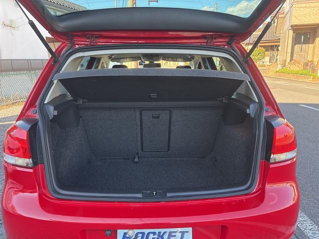 ゴルフ TSIトレンドラインブルーモーションテクノロジー ドライブレコーダー ETC バックカメラ ナビ TV アルミホイール アイドリングストップ 電動格納ミラー AT 盗難防止システム ABS ESC エアコン パワーステアリング パワーウィンドウ(19枚目)