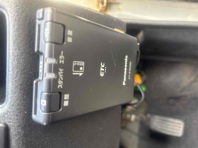 ヴィヴィオ ＧＸ－Ｒ　４ＷＤ　ＥＴＣ　ＣＶＴ　ＣＤ　アルミホイール　エアコン（2枚目）