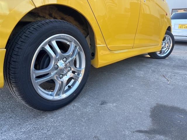 ＭＡＸ ＲＳ　Ｊ４気筒　Ｂ型エンジン　ターボ　４ＷＤ　ＡＴ　パワステ　パワーウインドウ　Ｗエアバッグ　ＡＢＳ　１４インチ外ＡＷ　キーレス（10枚目）