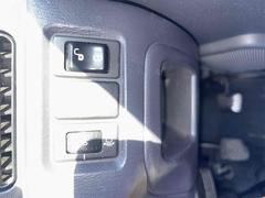 すぐにご来店頂けない場合や遠方にお住まいの方、車両状態の詳細が知りたい方はお気軽にご連絡下さい♪ 4