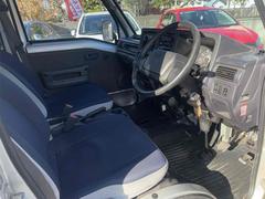 ご覧いただきありがとうございます♪気になったお車がありましたらお気軽にお電話をください♪ 7