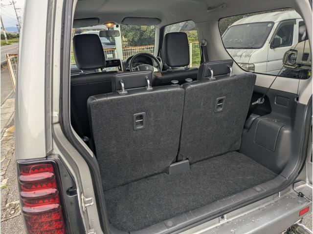 ジムニー ランドベンチャー　１０型／ユーザー買取車／１インチリフトアップ／社外前後バンパー／タイヤジオランダーＸ－ＡＴ／スキッドプレート／ＬＥＤ社外テール／社外マフラーＨＫＳ／社外ナビ、ナンバー移設／ＥＴＣ／ＭＴ５速（19枚目）
