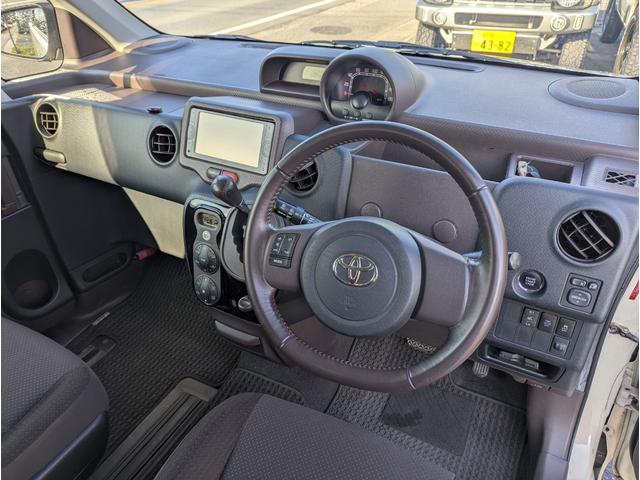 ポルテ Ｇ　ユーザー買取車／純正ナビ／バックカメラ／パワースライドドア／スマートキー２個／シートヒーター／ナノイー（9枚目）