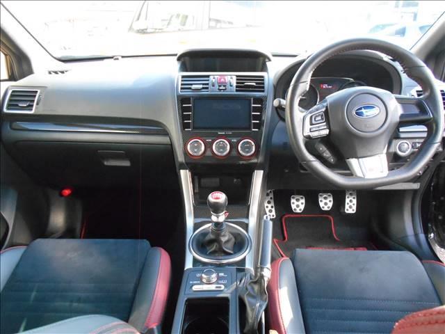 STI タイプS(2枚目)