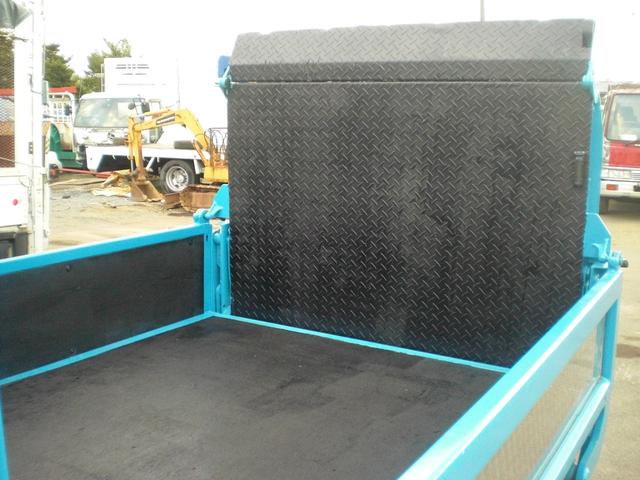 ダブルキャブ PG 4WD 積載1250kg NO・28(10枚目)