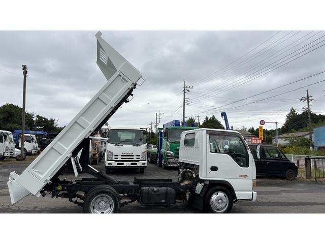 エルフトラック ダンプ　３トンダンプ　低床　積載量３０００ｋｇ　Ｈ１５（２００３）　ＤＰＤなし　ＭＴ５　排ガス適合車　ＮＯ・８（8枚目）